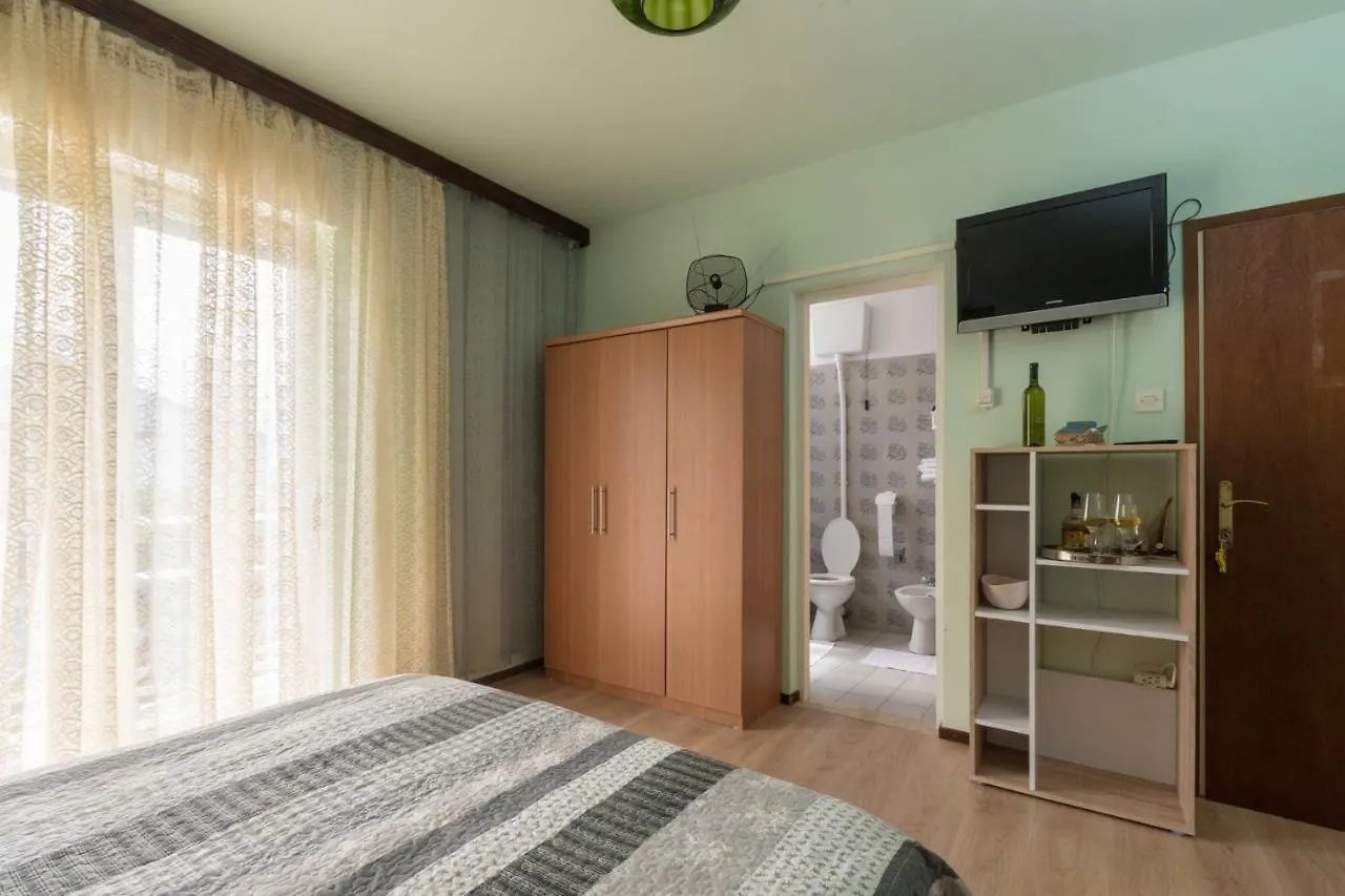 Guest House Djurdjica Dramalj