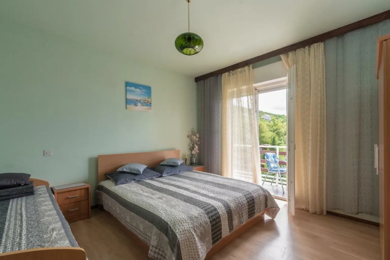 Guest House Djurdjica Dramalj 3*,